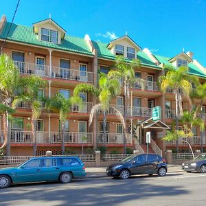 Central Railway Hotel